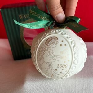 Wedgwood Christmas Ornament 2000 White Gold Angel Dove Holidays Winter Collector